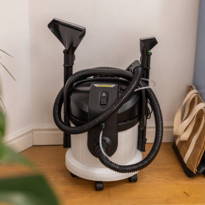 Karcher SE4 Select Carpet & Upholstery Cleaner | 1.081-153.0