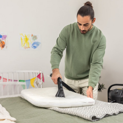 Karcher SE4 Select Carpet & Upholstery Cleaner | 1.081-153.0