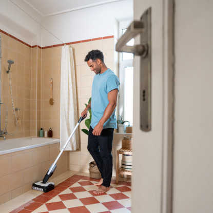 Karcher FC2-4 Cordless Hard Floor Cleaner | 1.056-207.0