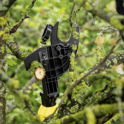 Karcher TLO 18-32 Battery Power Tree Lopper | 1.444-020.0