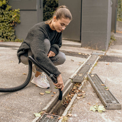 Karcher WD 4 Vacuum Cleaner | 1.628-211.0