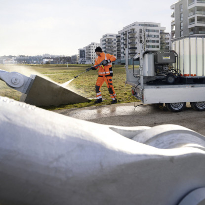 Karcher HDS 8/20 G Petrol Engine Hot Water Pressure Washer | 1.210-920.0 Karcher HDS 8/20 G Petrol Engine Hot Water Pressure Washer | 1.210-920.0