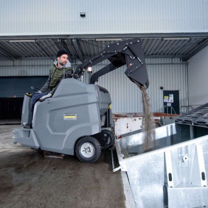 Karcher KM 100/120 R Bp Sweeper | 1.280-172.0 Karcher KM 100/120 R Bp Sweeper | 1.280-172.0