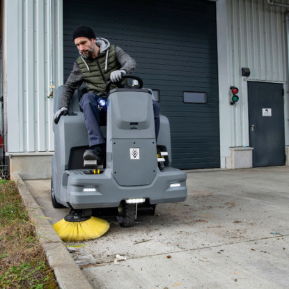 Karcher KM 100/120 R Bp Sweeper | 1.280-172.0 Karcher KM 100/120 R Bp Sweeper | 1.280-172.0
