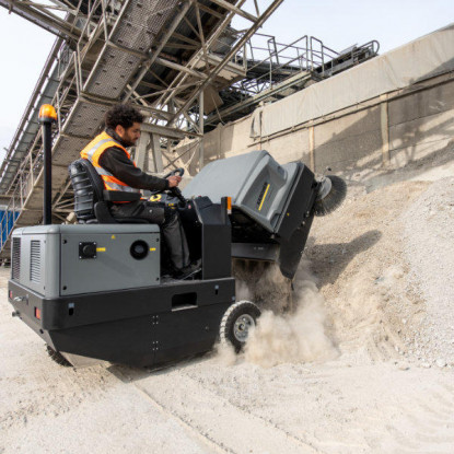 Karcher KM 150/500 R D Industrial Sweeper | 1.186-124.0