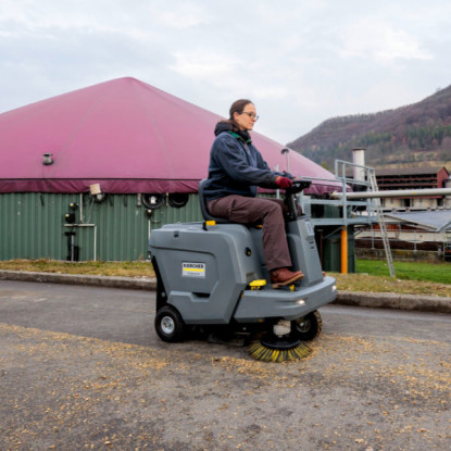 Karcher KM 85/50 R Bp Sweeper | 1.351-127.0 Karcher KM 85/50 R Bp Sweeper | 1.351-127.0