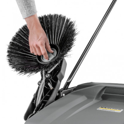 Karcher KM 70/15 C Classic Sweeper | 1.517-111.0 Karcher KM 70/15 C Classic Sweeper | 1.517-111.0