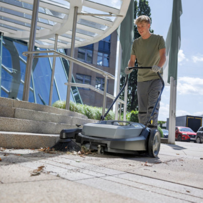 Karcher KM 70/20 C Sweeper | 1.517-130.0