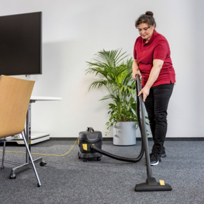 Karcher T 11/1 Classic Adv Re!Plast Vacuum Cleaner